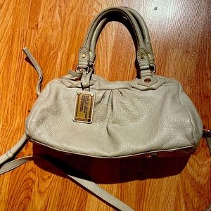 Marc Jacobs off white cross body bag